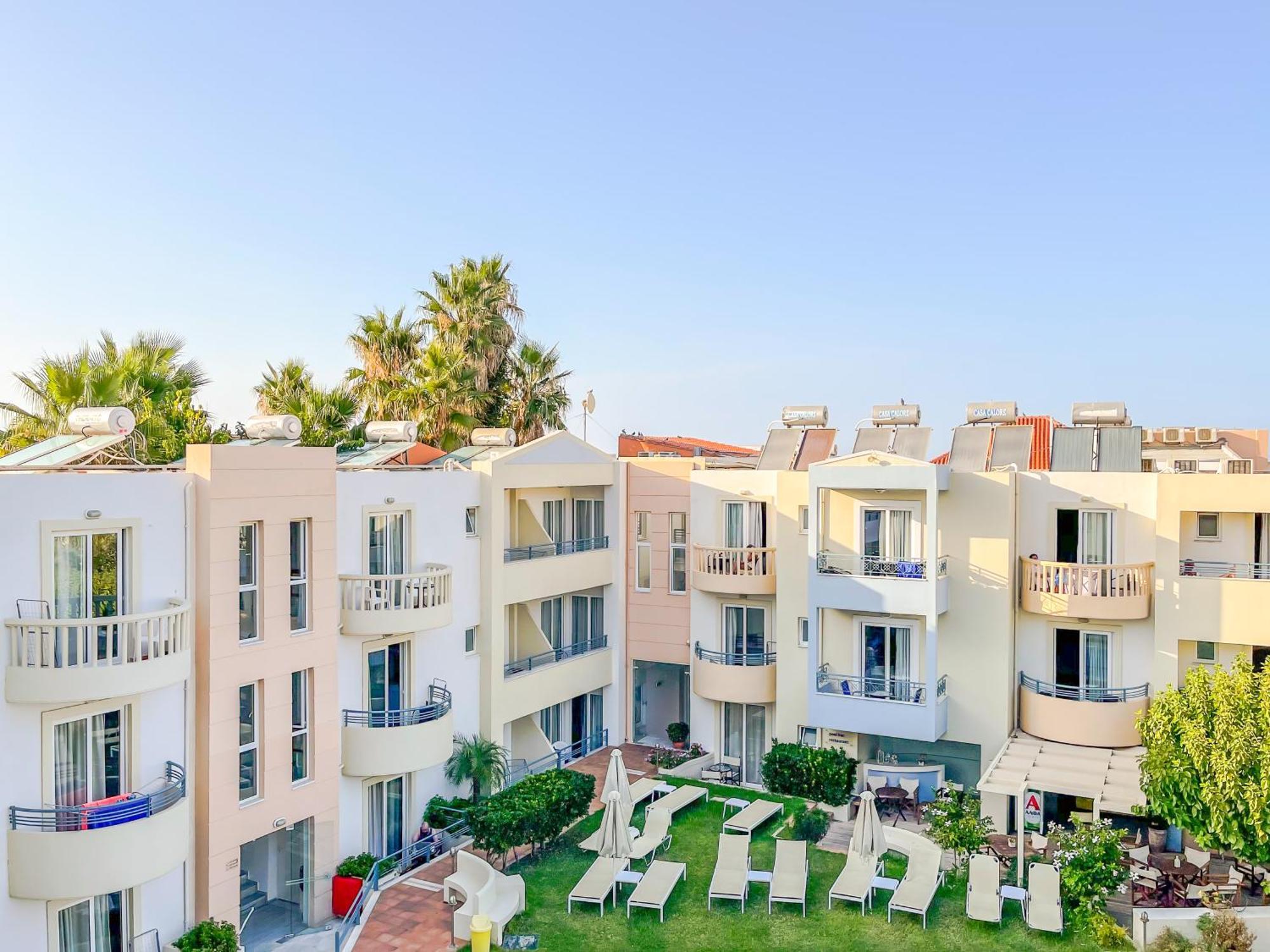 Melina Beach Platanias  Luaran gambar