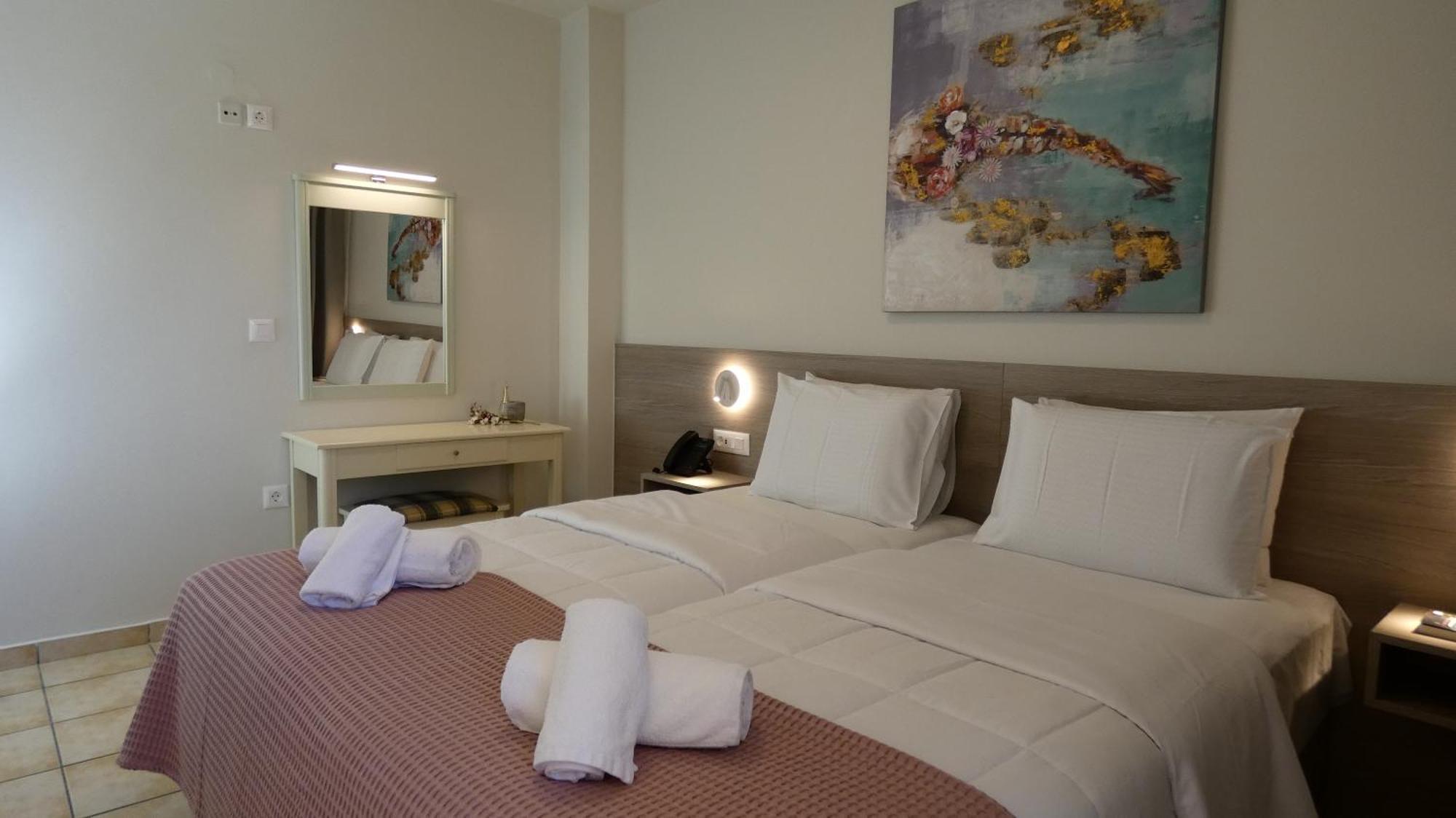 Melina Beach Platanias  Luaran gambar